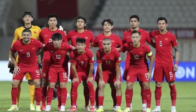 我认为俱乐部信任哈维，没有理由怀疑他。